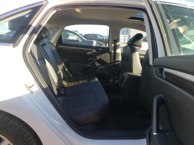 2017 VOLKSWAGEN PASSAT SE 1VWBT7A31HC030245