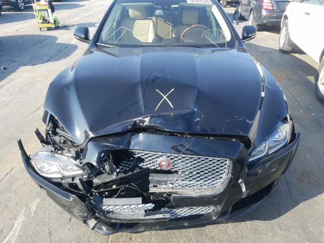 2016 JAGUAR XJL PORTFO SAJWA2G74G8W02211