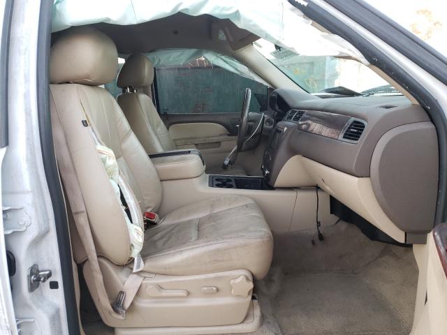 2011 CHEVROLET TAHOE C150 1GNSCBE05BR251235