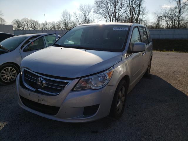 2011 VOLKSWAGEN ROUTAN SE 2V4RW3DGXBR691597