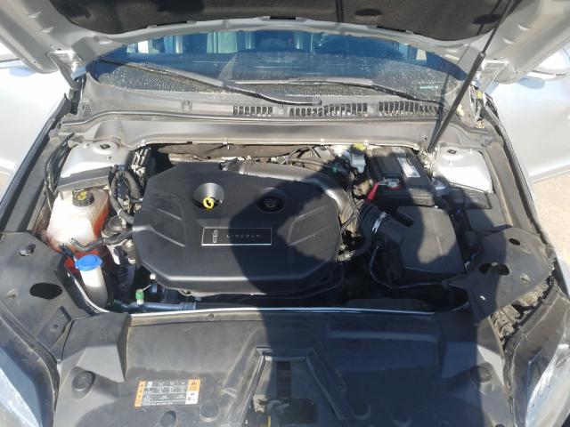 2017 LINCOLN MKZ RESERV 3LN6L5E92HR665608