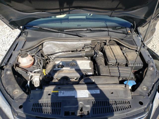 2017 VOLKSWAGEN TIGUAN WOL WVGRV7AX0HK041818