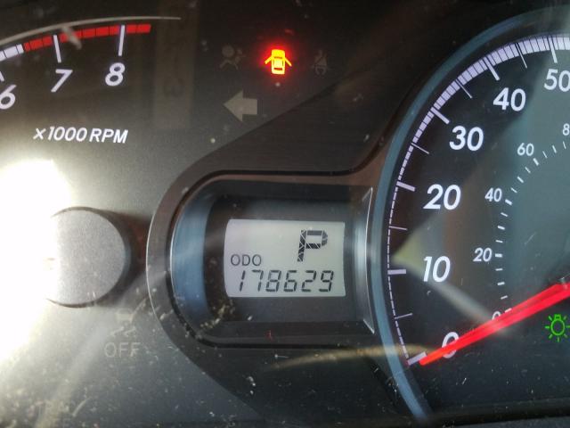 2011 TOYOTA SIENNA 5TDZK3DC8BS165155