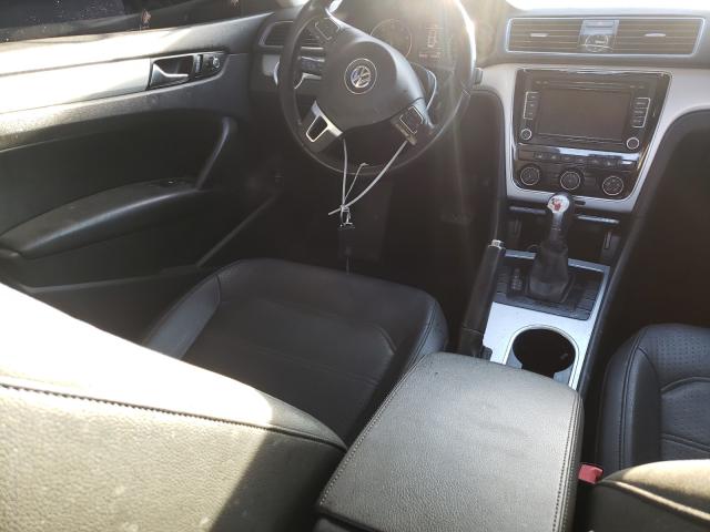 2013 VOLKSWAGEN PASSAT SE 1VWBP7A33DC001103