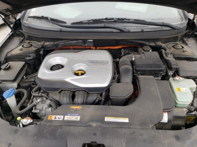 2016 HYUNDAI SONATA KMHE24L13GA038107