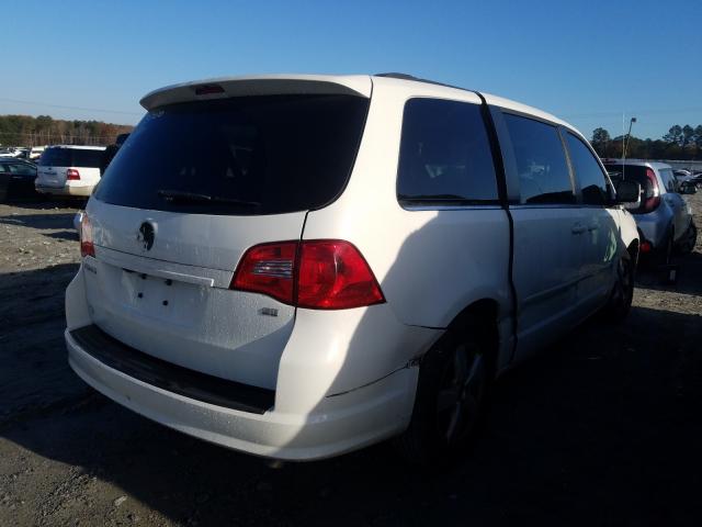 2011 VOLKSWAGEN ROUTAN SE 2V4RW3DG1BR642174