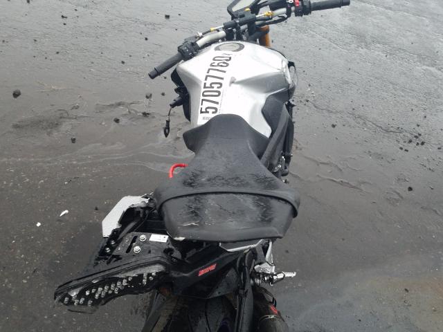 2015 YAMAHA FZ09 JYARN33E0FA005294