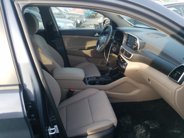 2019 HYUNDAI TUCSON SE KM8J23A41KU058921