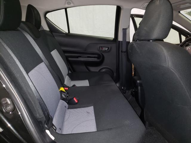2018 TOYOTA PRIUS C JTDKDTB30J1607002