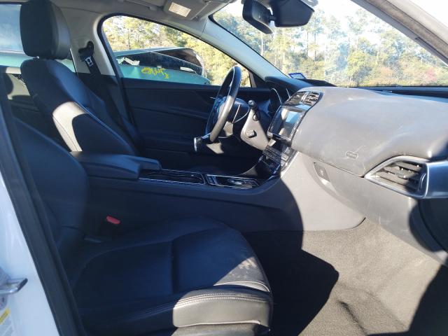 2017 JAGUAR XE SAJAR4BG3HA977314