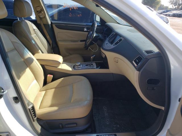 2011 HYUNDAI GENESIS 4. KMHGC4DF4BU139745