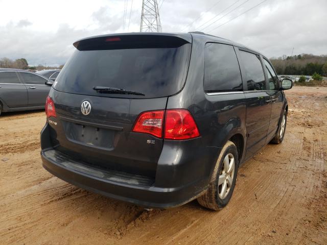 2011 VOLKSWAGEN ROUTAN 2V4RW3DG3BR694986