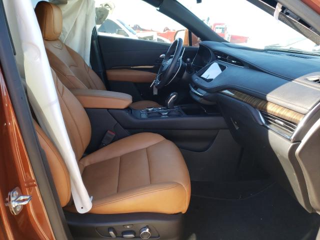 2019 CADILLAC XT4 PREMIU 1GYFZCR45KF149103