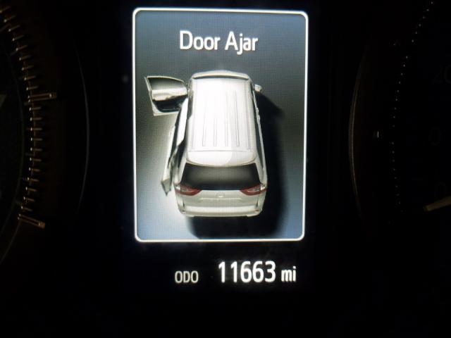 2018 TOYOTA SIENNA XLE 5TDYZ3DCXJS938536