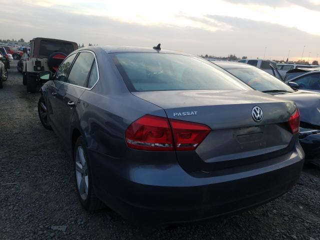 2015 VOLKSWAGEN PASSAT S - 1VWAT7A35FC122645