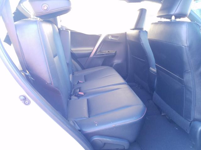2016 TOYOTA RAV4 SE JTMJFREV8GJ064559