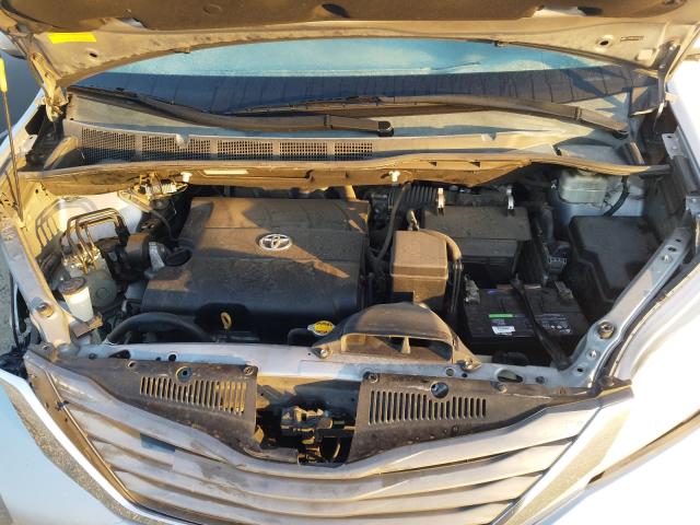 2011 TOYOTA SIENNA XLE - 5TDYK3DC4BS070748