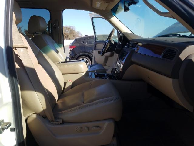 2011 CHEVROLET SUBURBAN C - 1GNSCKE03BR391056
