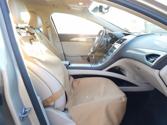 2017 LINCOLN MKZ PREMIE 3LN6L5A9XHR653423