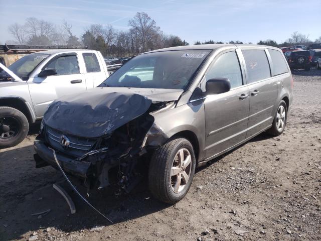2010 VOLKSWAGEN ROUTAN SE 2V4RW3D13AR295358