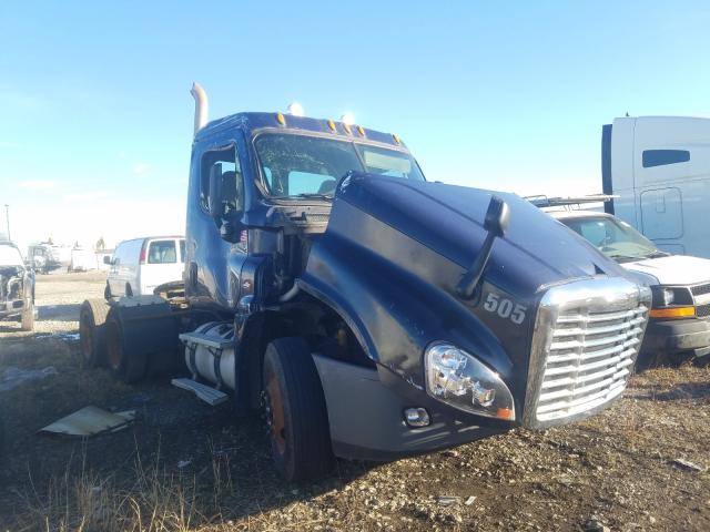 Salvage trucks for sale at Elgin, IL auction: 2009 Freightliner Cascadia 1