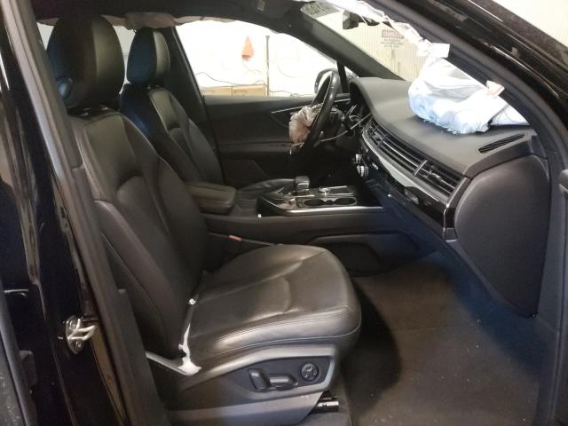 2017 AUDI Q7 PREMIUM WA1LAAF77HD017039