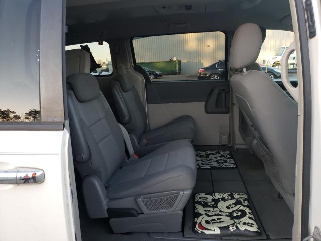 2010 DODGE GRAND CARA 2D4RN5D11AR233257