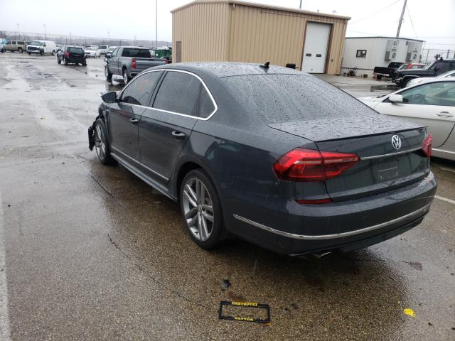2017 VOLKSWAGEN PASSAT R-L 1VWDT7A36HC084102