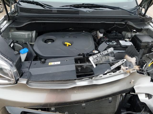 2016 KIA SOUL + KNDJP3A58G7323371