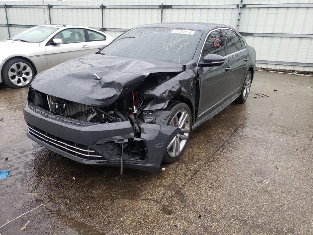 2017 VOLKSWAGEN PASSAT R-L 1VWDT7A36HC084102