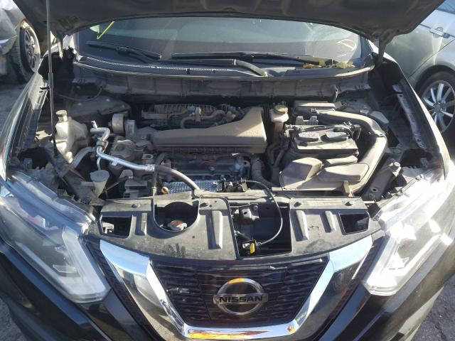 2017 NISSAN ROGUE S - KNMAT2MT6HP588601
