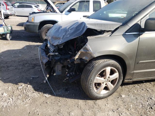 2010 VOLKSWAGEN ROUTAN SE 2V4RW3D13AR295358