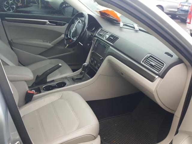 2016 VOLKSWAGEN PASSAT SE 1VWBT7A31GC019910