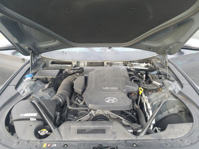 2015 HYUNDAI GENESIS 3. KMHGN4JE3FU083146