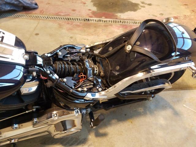 2019 HARLEY-DAVIDSON FXLR 1HD1YNJ23KB055073