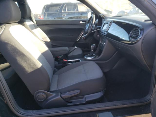 2018 VOLKSWAGEN BEETLE S 3VWFD7AT3JM721067