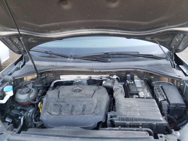 2018 VOLKSWAGEN TIGUAN SE 3VV2B7AX5JM203182