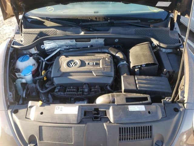 2016 VOLKSWAGEN BEETLE SE 3VWJ07AT8GM600694