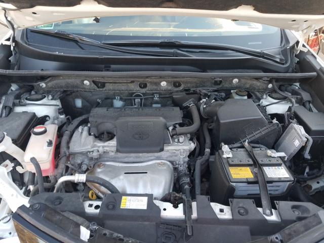 2016 TOYOTA RAV4 SE JTMJFREV8GJ064559