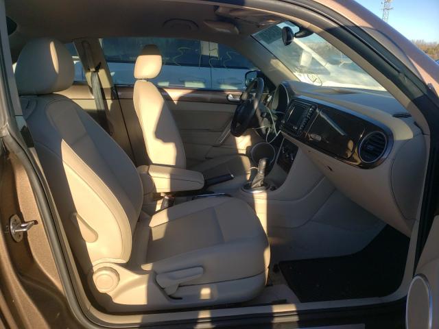 2016 VOLKSWAGEN BEETLE SE 3VWJ07AT8GM600694