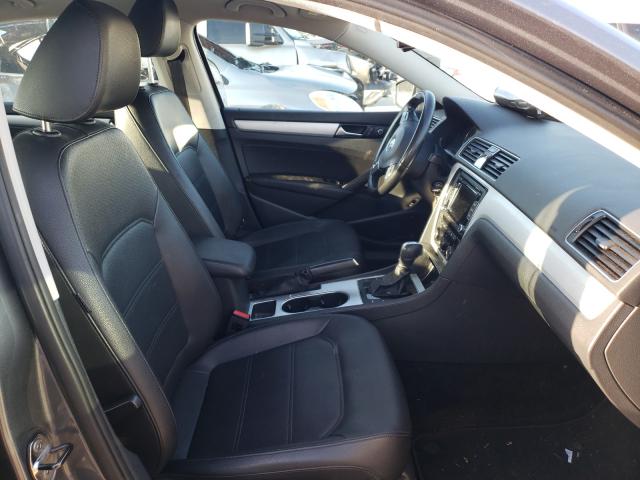 2013 VOLKSWAGEN PASSAT SE 1VWBP7A30DC038674