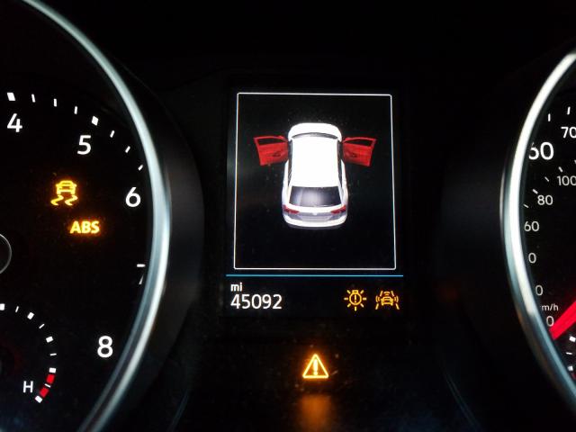 2018 VOLKSWAGEN TIGUAN SE 3VV2B7AX7JM188524