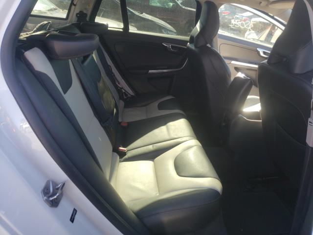 2017 VOLVO V60 CROSS YV440MWKXH1025847