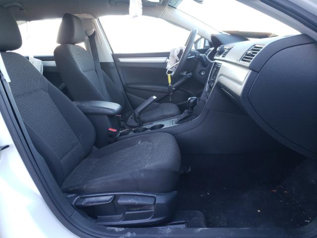 2016 VOLKSWAGEN PASSAT 1VWAT7A30GC044454