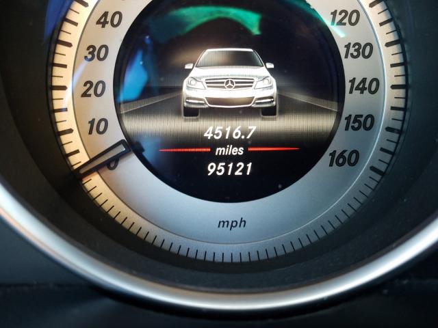 2013 MERCEDES-BENZ C 250 WDDGF4HB5DR296442