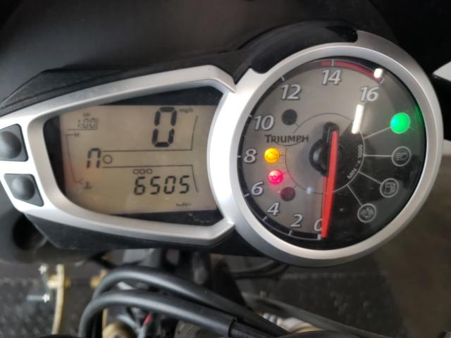 2012 TRIUMPH MOTORCYCLE STREET TRI SMTD01NE1CT529005