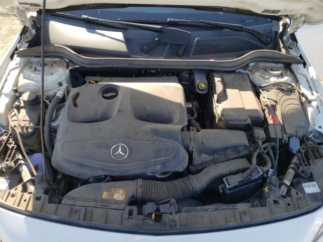 2017 MERCEDES-BENZ GLA 250 WDCTG4EB1HJ326271