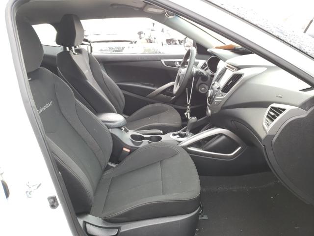 2016 HYUNDAI VELOSTER KMHTC6AD6GU258482