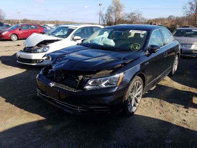 2017 VOLKSWAGEN PASSAT R-L 1VWDT7A36HC028371