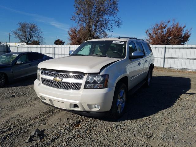 2011 CHEVROLET SUBURBAN C - 1GNSCKE03BR391056
